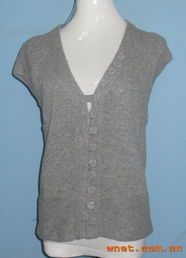 盈富針織時裝 專注設計，引領針織時尚新潮流